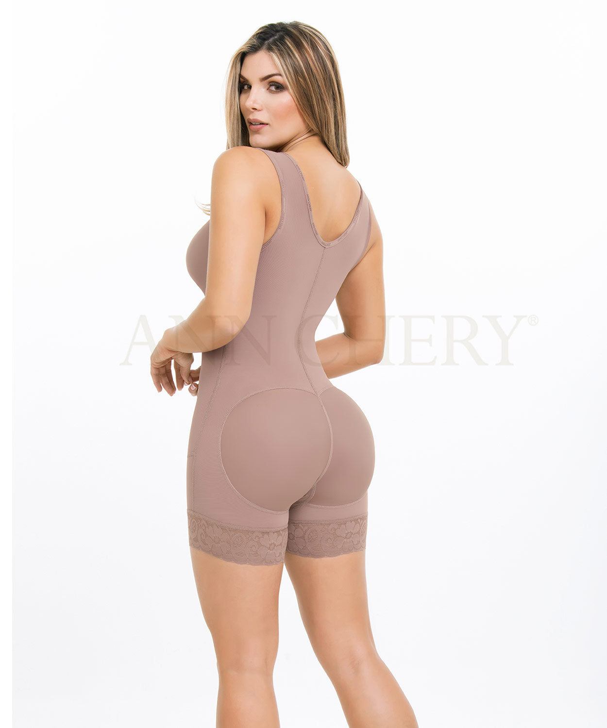 Colombian body shaper with tummy control and shaping effect - Ann Chery 5011